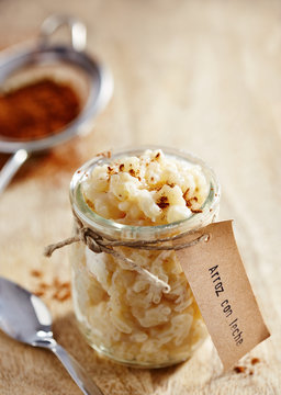 Arroz con leche in a glass