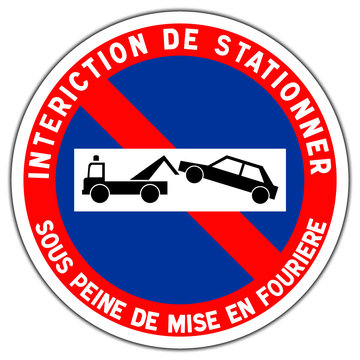 Panneau routier en France : station interdit avec mise en fourrière