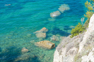 Naklejka na ściany i meble Il mare cristallino dell'isola d'Elba