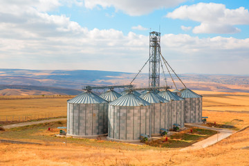 Agricultural Silos, Storage and drying of grains, wheat, corn, soy, sunflower