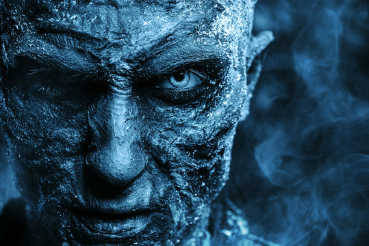 male mummy face