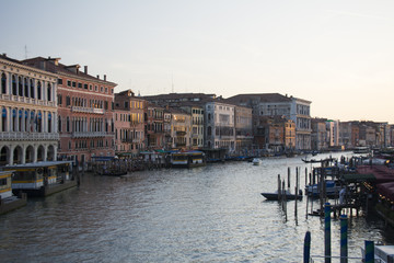Fototapeta na wymiar Venice from the Realto bridge
