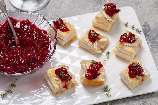 Holiday Appetizers With Cranberry, Brie And Thyme