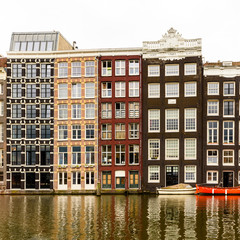 Obraz premium Grachtenhäuser in Amsterdam