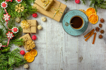 Obraz na płótnie Canvas Christmas festive card with fir branches and festive decor