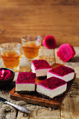 Raw vegan cashews pataya cheesecake