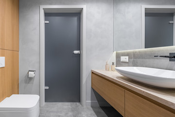 Bathroom with countertop basin