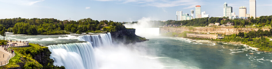 Fototapeta na wymiar Niagara Falls, panorama, long exposure, silk water - New York, USA