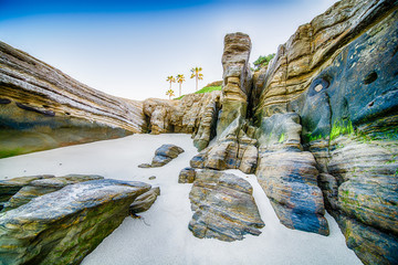 Rocky coastline of San Diego, California - obrazy, fototapety, plakaty