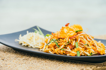 Pad thai noodles
