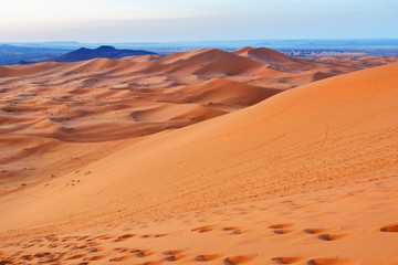 Fototapeta na wymiar Sunrise in Erg Chebbi Sand dunes near Merzouga, Morocco