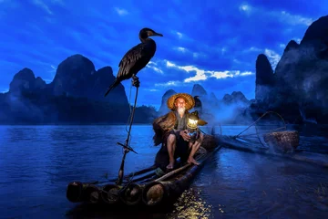 Papier Peint photo autocollant Guilin Pêcheur de Guilin, rivière Li et montagnes karstiques, Guangxi, Chine