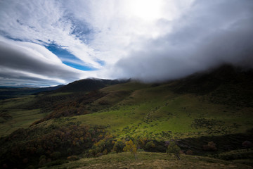 Fototapeta na wymiar Landschaft der Puys in der Auvergne