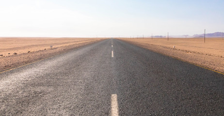 Straße durch die Wüste, Namibia