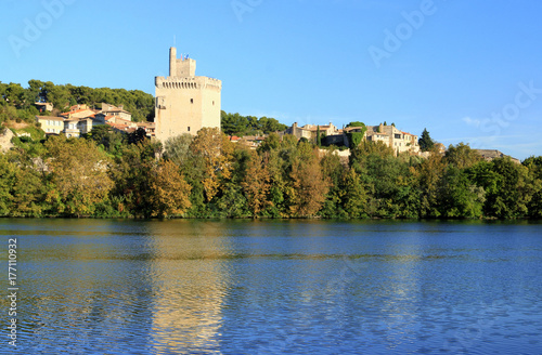 La tour Philippe-le-Bel sur le Rhône