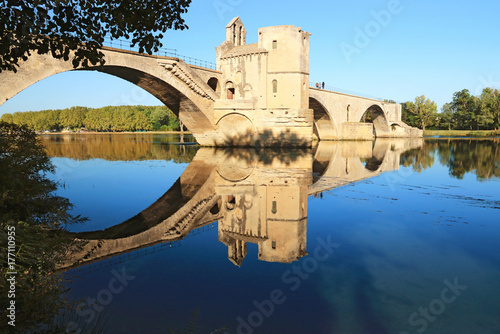 Le pont d'Avignon
