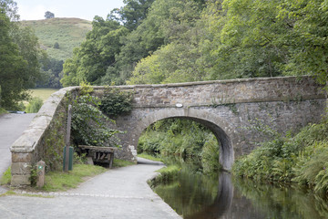 Fototapeta na wymiar Stone Bridge, Shropshire Union Canal; Llangollen; Wales