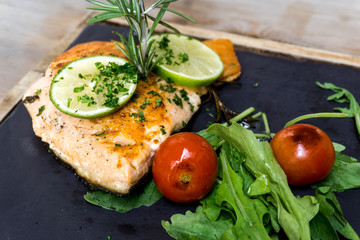 Grilled Salmon with fresh lettuce