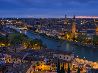 Obraz premium View of Verona by night, Italy