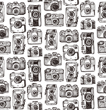 Hand drawn vector retrocamera. Take a good shot!