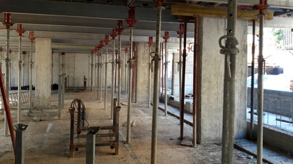 Cantiere edile - lavori in corso 