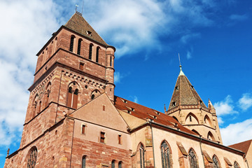 Fototapeta na wymiar Saint-Thomas church in Strasbourg - France
