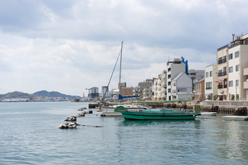 Fototapeta na wymiar 海辺の町（日本・広島・尾道）