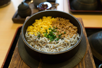 しらす丼
