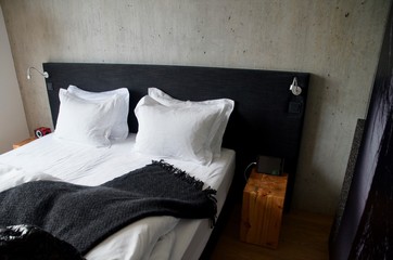 アイスランド　セルフォス近郊　ネーシャヴェトリル　イオン　ホテル　ラグジュアリー　ゴールデンサークル　夏 iceland island hotel ION Luxury Adventure Hotel Nesjavellir