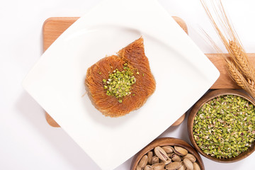 kadayif with pistachio