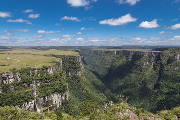 Obraz premium Fortaleza Canyons at Cambara do Sul, Brazil