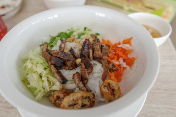 Vietnam rice noodle with Pork