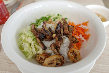Vietnam rice noodle with Pork