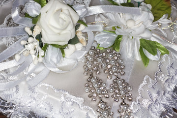 Серьги на подушечке