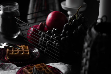 Viennese waffles with fruit