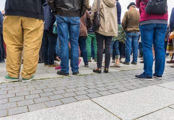 Öffentliche Veranstaltung Zuschauer aus der Froschperspektive - Public event Spectators from worm's-eye view