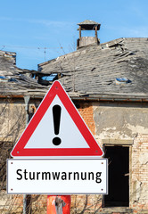 Warnschild Sturmwarnung