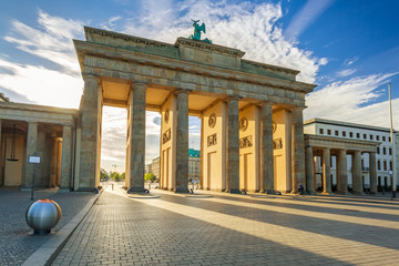 The Brandenburg Gate in Berlin at sunrise, Germany © Patryk Kosmider