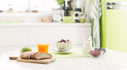 Fototapeta na wymiar Healthy breakfast at home