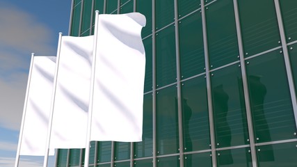 Flaggen 3er Weiss vor Glasfassade