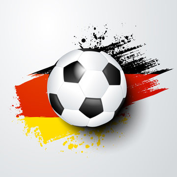 Fussball Welt oder Europa Meisterschaft mit Ball und Deutschland Flagge.