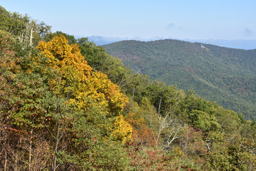 Fototapeta na wymiar Autumn on Blue Ridge Mountains in Virginia