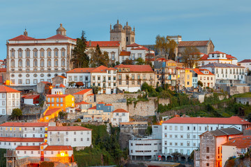 Fototapeta na wymiar Porto. Aerial view of the city.