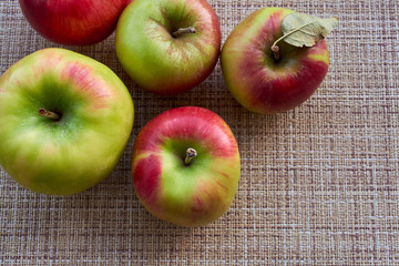 apples on table