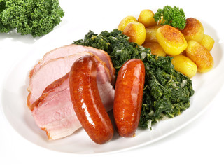 Grünkohl mit Kassler, Speck und Kartoffeln