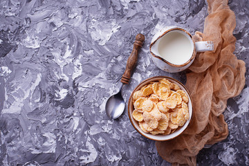 Corn flake and milk . Healthy breakfast