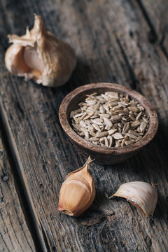 Sunflower and garlic