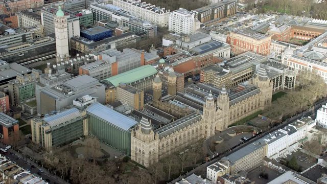 Aerial view above London's Natural History Museum & surrounding area