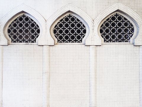 Oriental styled wall