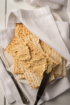 Matzah with Vegetable Spread for Passover